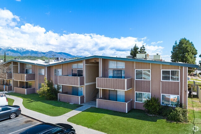 Building Photo - Wilson Garden