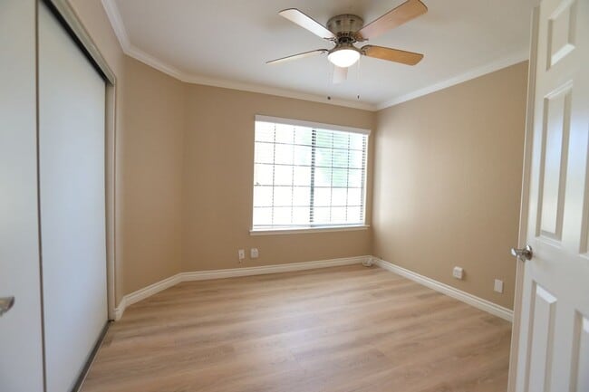 Foto del edificio - 30288 Mersey Ct