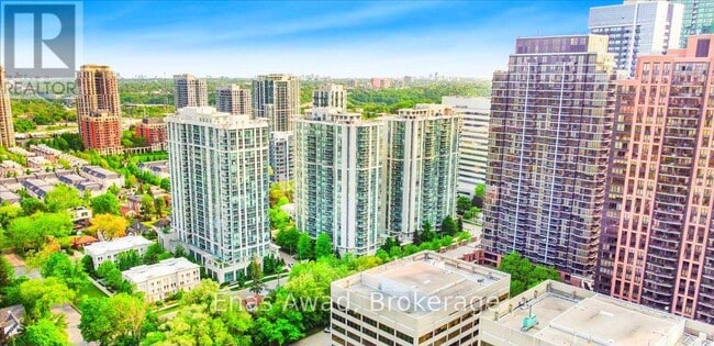 Photo du bâtiment - 35 Bales Ave