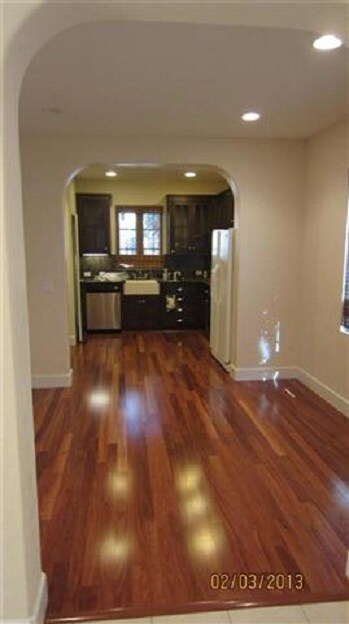 Foto del edificio - 1416 Dahlia Loop