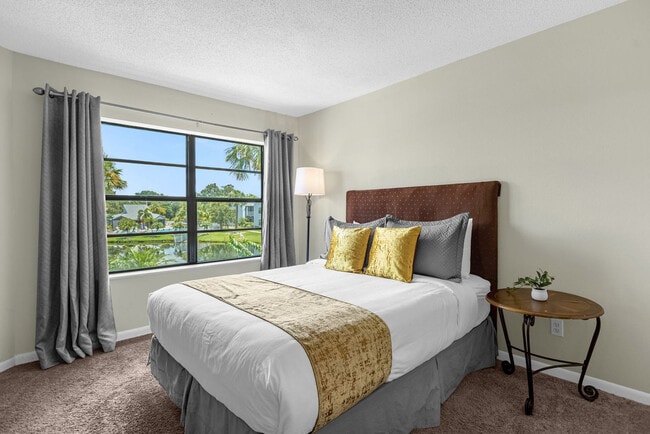 Building Photo - 3841 Atrium Dr