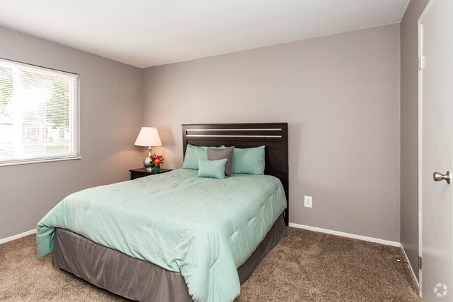 2 Bed/ 1 Bath Apartment - Brandt OH LP