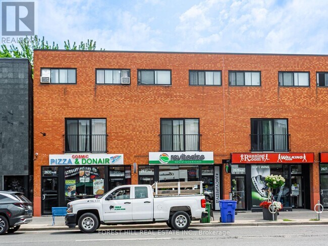 Photo du bâtiment - 2633-22633 Yonge St
