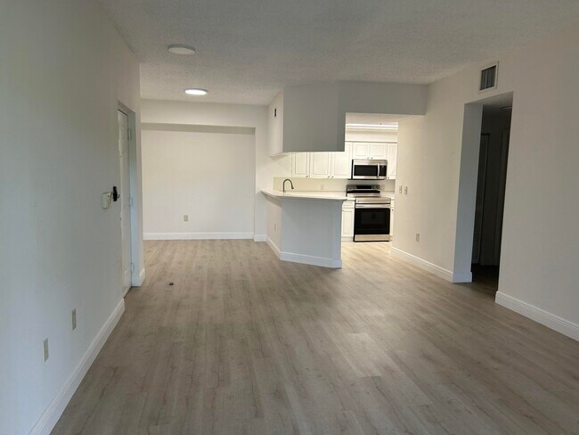 Building Photo - 2724 Anzio Ct