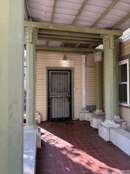Foto del edificio - 437 W Magnolia Ave