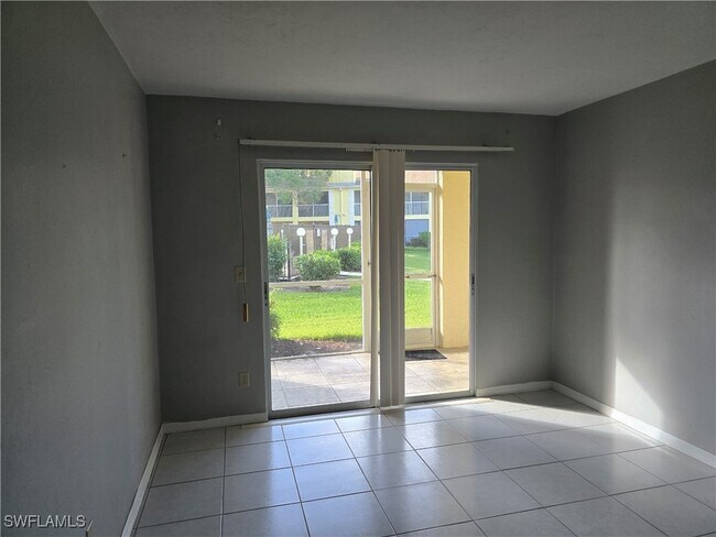 Foto del edificio - 2660 Kings Lake Blvd