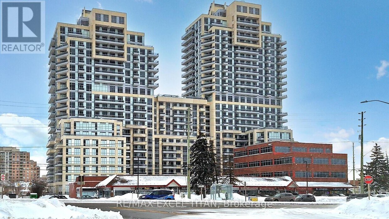 Photo principale - 9205-9205 Yonge St