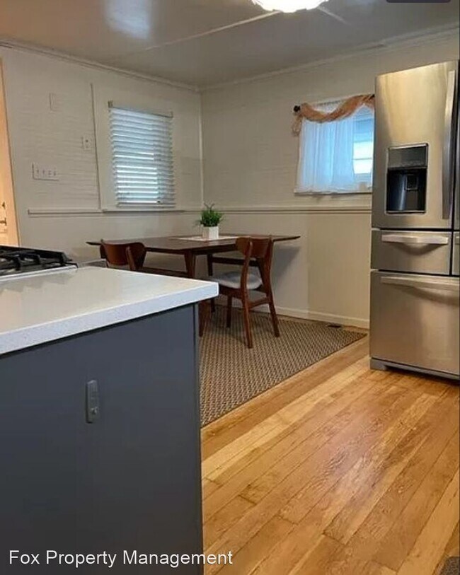 Foto del edificio - 2 br, 1 bath House - 809 La Farge Avenue