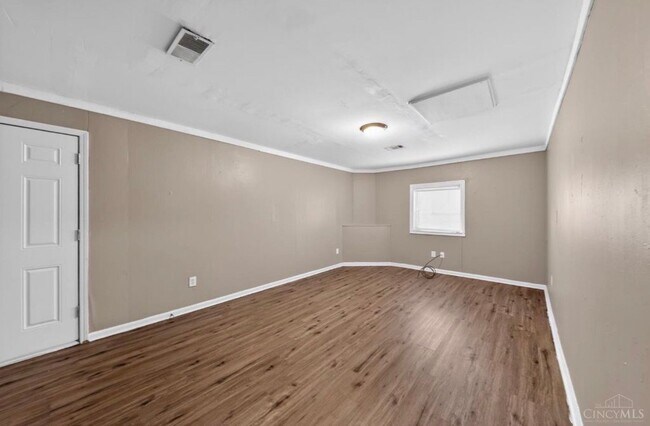 Foto del edificio - 3180 Niagara St
