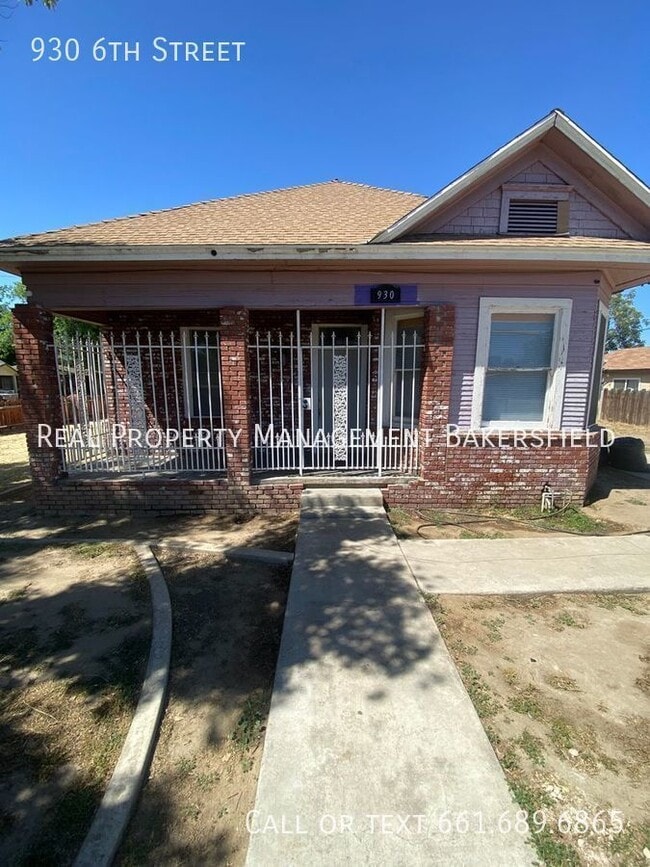 Building Photo - 930 6th St
