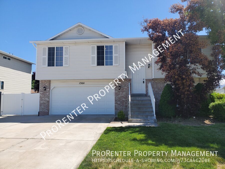 Primary Photo - 1304 N 2325 W