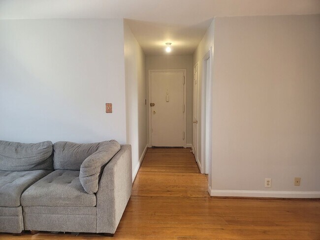 Foto del edificio - 2716 29th St SE