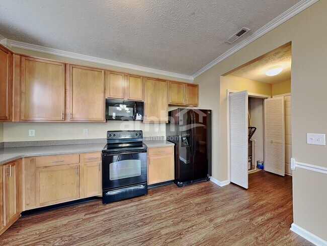 Foto del edificio - 15554 Landsbrook Run E