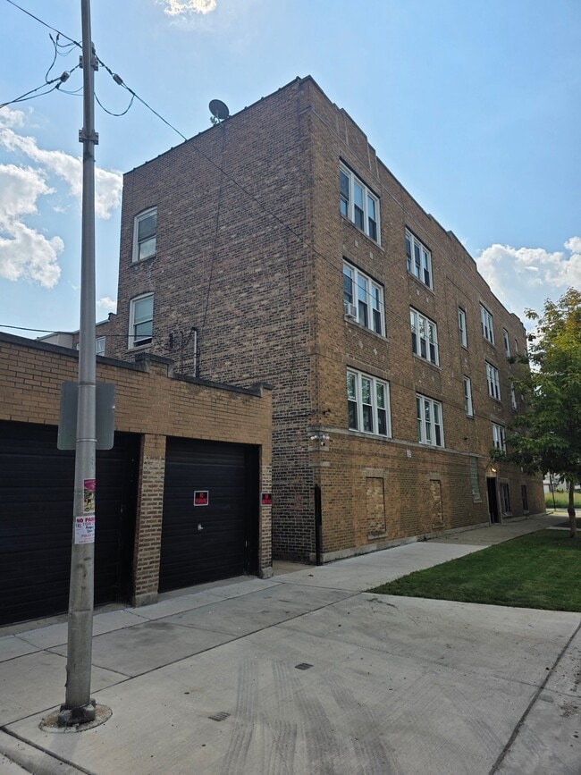 Building Photo - 4315 W 15th St