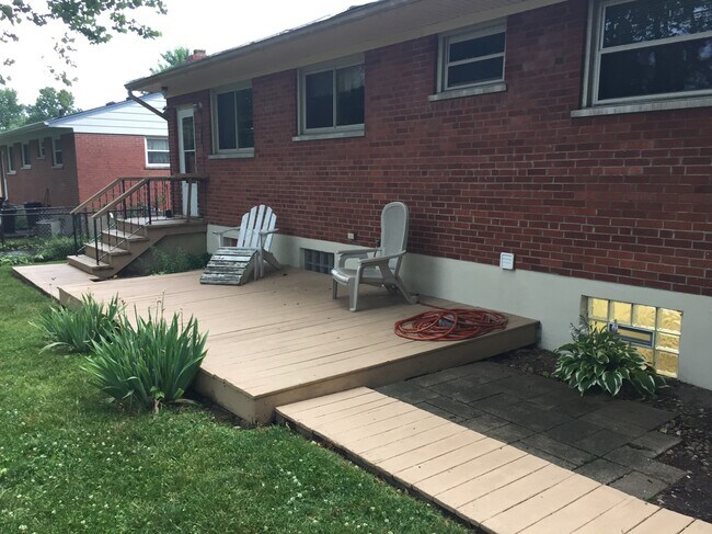 Building Photo - 9490 Wynnecrest Dr