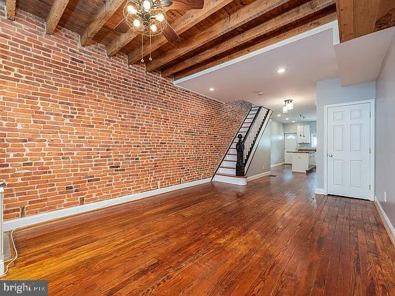 Building Photo - 308 S East Ave