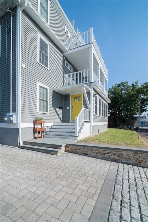 Building Photo - 22 Johnson St
