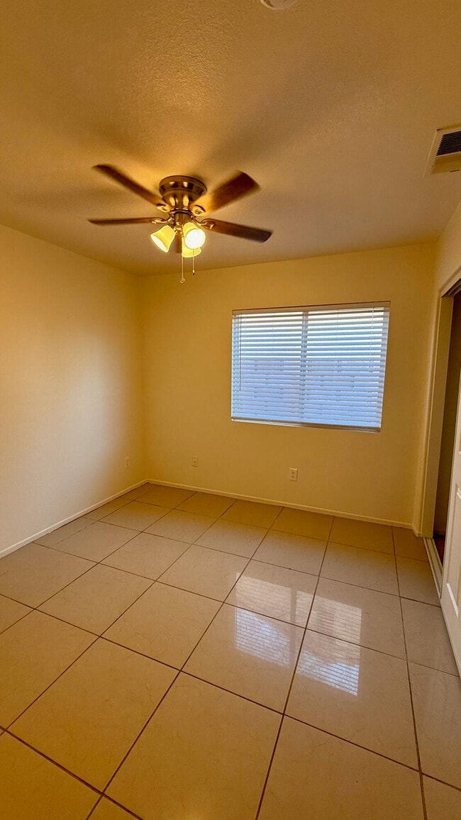 Foto del edificio - 82259 Calico Ave