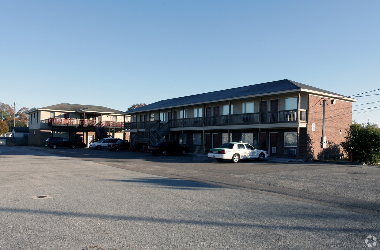 Building Photo - 1824 Yeamans Hall Rd