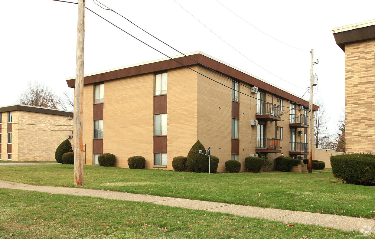 Foto del edificio - Maple Park Apartments