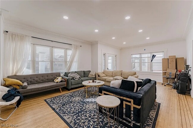 Foto del edificio - 1507 E 108th St