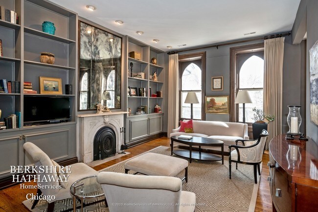 Foto del edificio - 1235 N Dearborn St