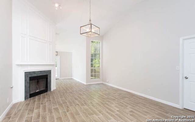 Building Photo - 8639 Silent Oaks
