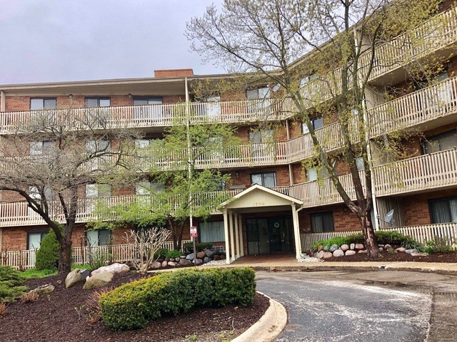 Primary Photo - 1700 Wedgewood Dr