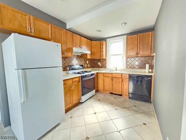 Foto del edificio - 231 E Westfield Ave