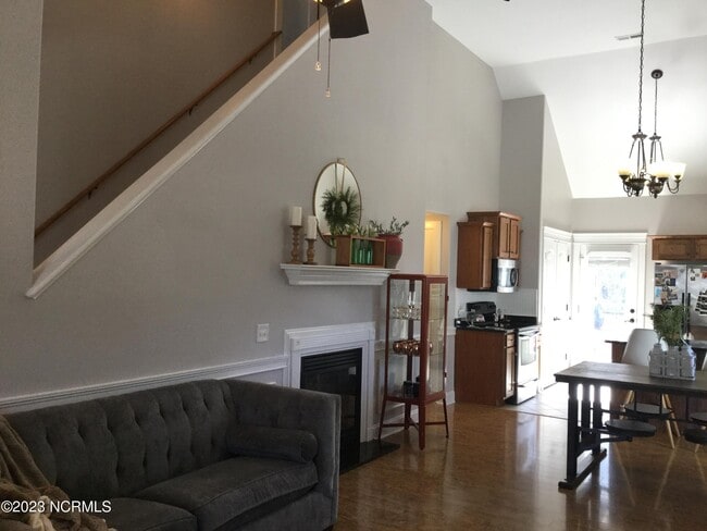 Building Photo - 109 Coree Way