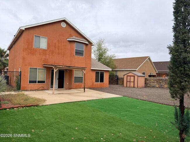 Foto del edificio - 1108 Kilbourne Hole Dr