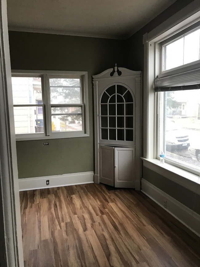 Front Living room - 2257 Jackson St