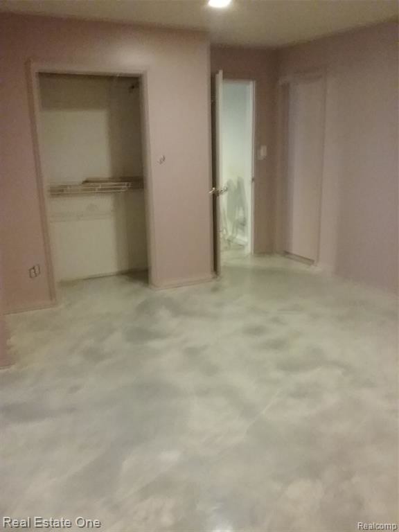 Building Photo - 4245 Rayco Dr