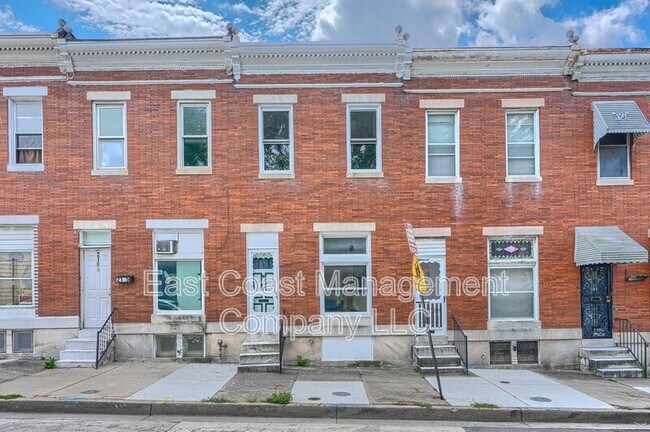 Building Photo - 2107 W Saratoga St