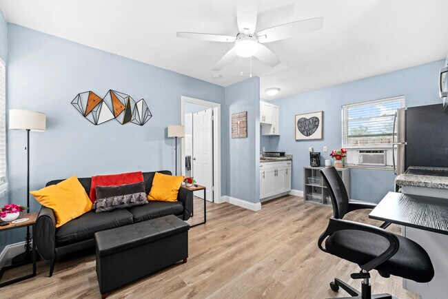 Habitación delantera - 401 S Mars Ave