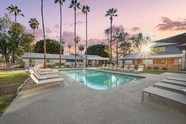 Amanecer en la piscina Chandler - Sunrise in Chandler