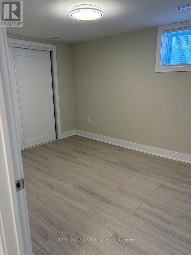 Building Photo - 5380 Mericourt Rd