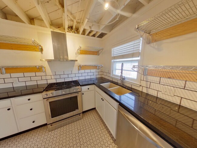 Foto del edificio - 401 N Harding Ave