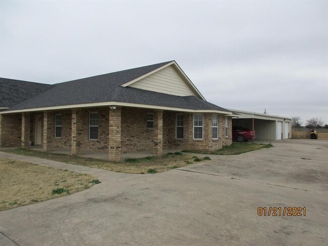 Building Photo - 2517 FM 2862
