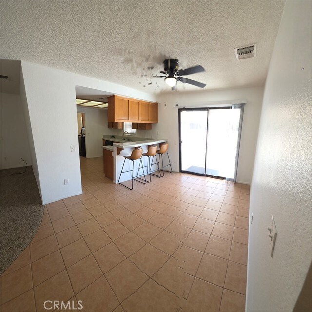 Foto del edificio - 18375 Westlawn St