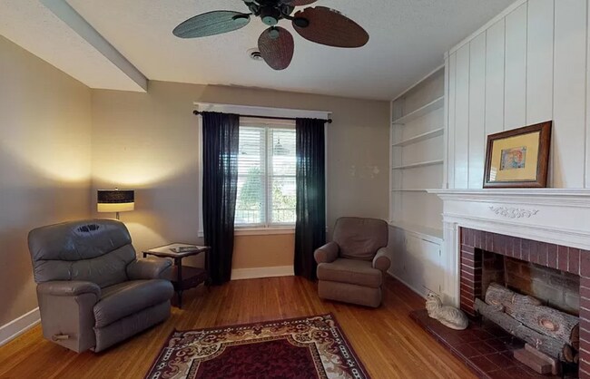 Foto del edificio - 178 W Broadway St