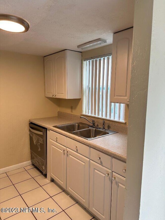 Foto del edificio - 56 Masters Dr