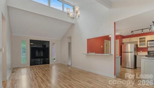Foto del edificio - 7312 Barcliff Dr