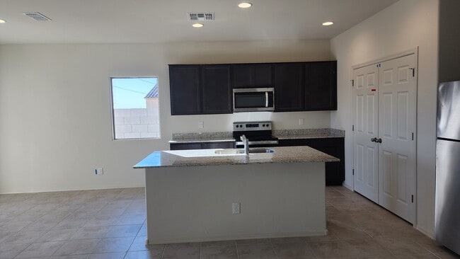 Kitchen - 24615 W Flores Dr