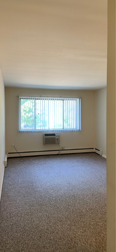 Primary Photo - 520 N Genesee St