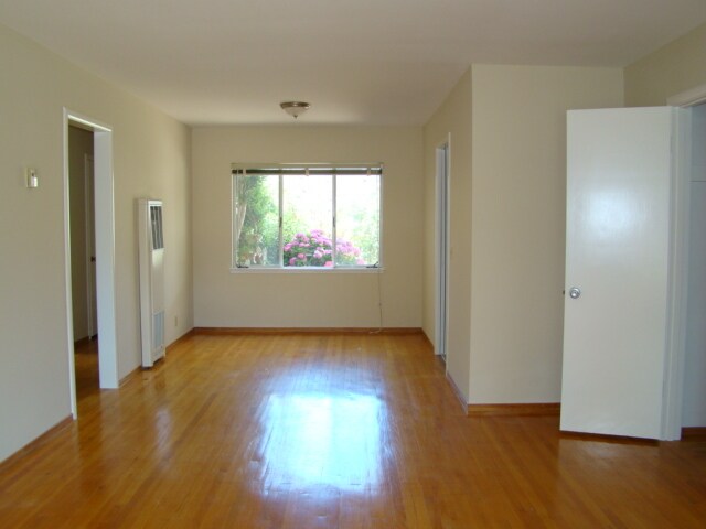 Building Photo - 15 Kent Pl