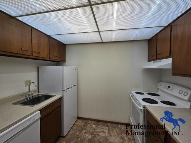 Building Photo - 1 bedroom in Billings MT 59101