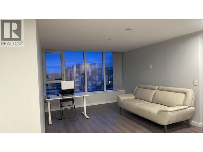 Photo du bâtiment - 3333 Brown Rd