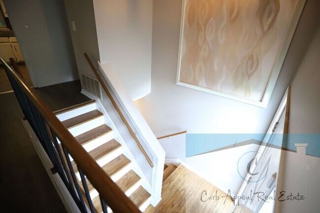 Foto del edificio - Must see 4-bedroom 2 bath home at 1100 Dupwe.