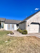 Building Photo - 2021 Balmoral Dr